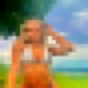 Sexy Zelda, 19 ans à Souleuvre en Bocage - voir sa photo