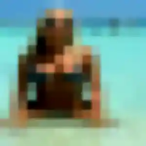 Clara de Taverny, 25 ans - rencontre sexe discret