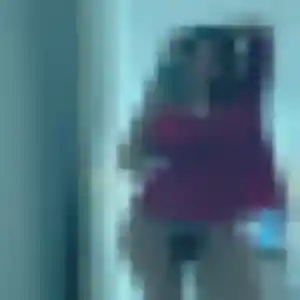 Yasmina, 24 ans, connectée à Thiers pour un rencontre sexe