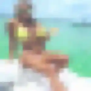 Photo de Yasmina à Vernon (39 ans) - rencontre sexe gratuit
