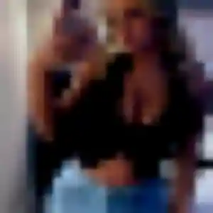 Siham (44 ans) à Vert-Saint-Denis attend une rencontre aujourd'hui