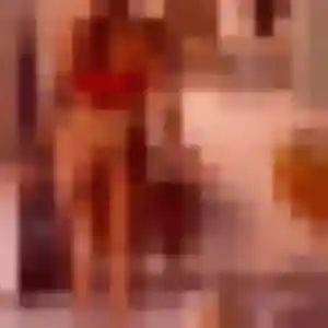 Uranie, femme de 26 ans veut rencontre sexe à Ville-d'Avray